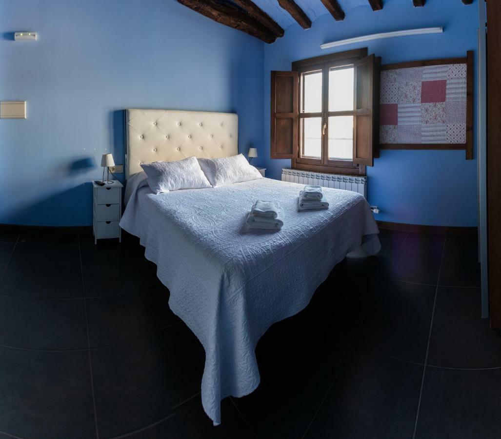 בית הארחה Alcanadre 	La Casa Azul מראה חיצוני תמונה